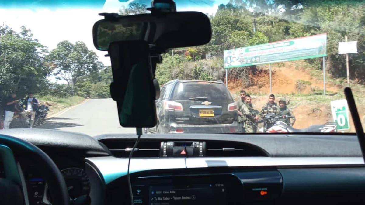 Retenido, interrogado y liberado: el relato del líder social Duver Taquinas tras un retén ilegal en el norte del Cauca