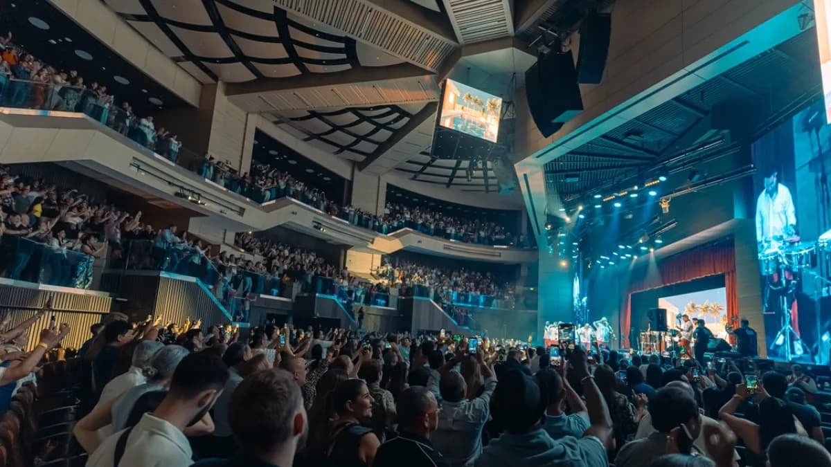 La Arena USC, escenario donde se posesionó el presidente Abelardo De La Espriella, el mejor de Latinoamérica, según medio especializado