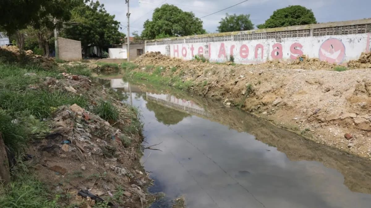 ¿Qué pasó con los $3.600 millones del drenaje pluvial de Riohacha? Ministro denuncia siete suspensiones y Alcaldía explica dónde está el dinero